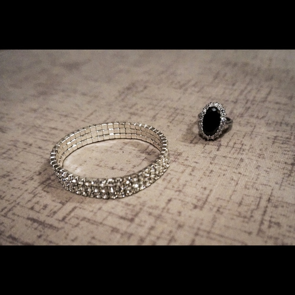 Cubic Zirconium Ring & Bracelet Set -Black Stone